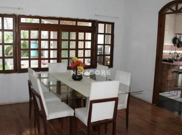Casa · 200m² · 4 Quartos · 1 Vaga · Casa em  Rua de Lima - Duque de Caxias - Betim/MG
