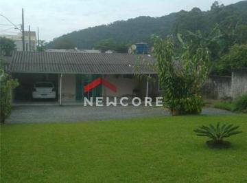 Terreno · 493m² · 2 Quartos · 2 Vagas · Lote em Rua José Francisco Maestri - Espinheiros - Itajaí/SC