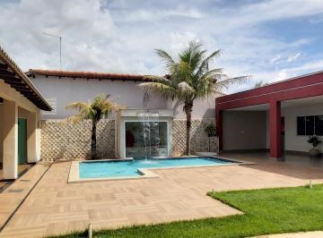 Casa , Vicente Pires · CASA TÉRREA 4 SUÍTES, MODERNA, PISCINA, SAUNA, CHURRASQUEIRA, RUA 12 VICENTE P.
