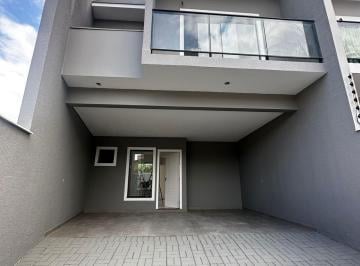 Casa · 125m² · 3 Quartos · 2 Vagas · Sobrado à venda no bairro Floresta - Joinville/SC