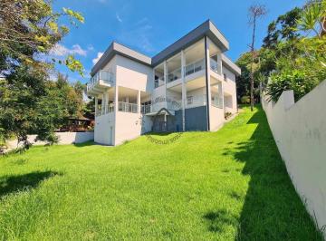 Casa · 466m² · 4 Quartos · 6 Vagas · Casa 4 quartos para alugar no Condomínio Marambaia.