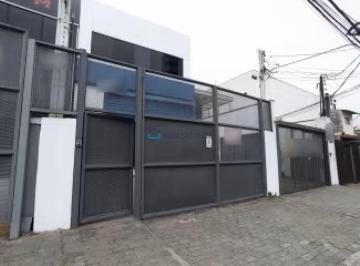 Comercial · 280m² · Galpão comercial de 140 m² de área útil