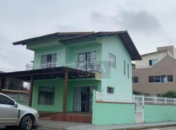 ca838cb0261f207e194b526fe3ed6da91ccd058d · Casa com 3 dormitórios à venda, 176 m² por R$ 1.150.000,00 - Centro - Navegantes/SC