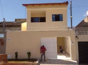 289fae56dfe19fe9fa56830ea93ff236e302d579 · Casa com 4 dormitórios à venda, 187 m² por R$ 550.000,00 - Parque Veiga Jardim - Aparecida de Goiâni