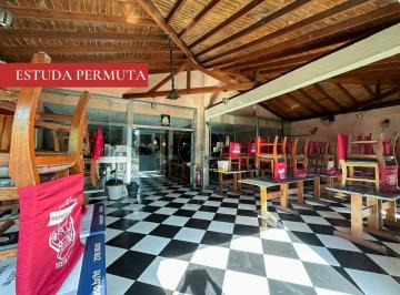 Foto 01 · Prédio comercial
