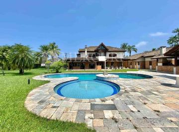4851e030970ba9595491b71820d58528271ada6b · Ampla Residência com 6 Suítes e Amplo Lazer no Condomínio Jardim Acapulco