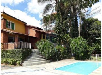 Casa · 5500m² · 5 Quartos · Chácara em Arujá: 5.500m² com Duas Casas e Ótimas Instalações