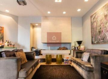 Apartamento · 220m² · 3 Quartos · 3 Vagas · 220 m2, um por andar em excelente localização no Campo Belo