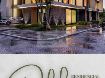 Casa · 128m² · 3 Quartos · 1 Vaga · Casa Alto Padrão em Condomínio Fechado à venda em Garopaba - SC