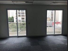 Comercial · 36m² · 1 Vaga · Conjunto Comercial à Venda em Moema - São Paulo-SP: 1 Banheiro, 1 Vaga de Garagem e 36m² de Área