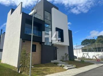 Casa · 243m² · 3 Quartos · 2 Vagas · Casa à venda - em Santa Cândida