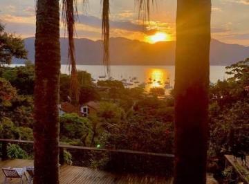 Casa · 220m² · 4 Quartos · Casa à venda, Saco da Capela-Ilhabela!