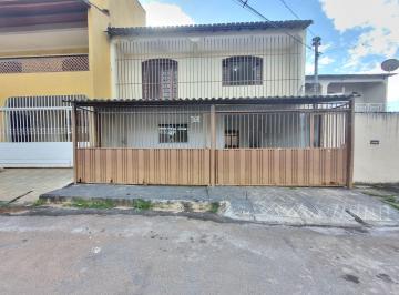 Casa de 3 quartos, Águas Claras · Desfrute de Conforto e Espaço neste Incrível Sobrado na QS 08!
