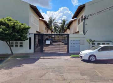 Casa · 118m² · 3 Quartos · 1 Vaga · Sobrado no Condomínio Aquário do Pantanal