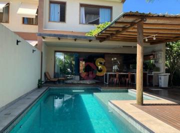 Casa · 190m² · 3 Quartos · 2 Vagas · Vendo casa com piscina induvial em Arraial D´ajuda