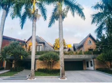 6825a40f5dd59bcd34767705e4b134c999606fdd · Casa com 5 dormitórios à venda, 657 m² por R$ 3.500.000,00 - Alphaville 09 - Santana de Parnaíba/SP