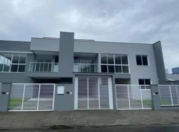 Foto 01 · Sobrado Geminado à Venda em Jaraguá do Sul-SC, Bairro João Pessoa - 3 quartos, 1 suíte, 2 salas, 1 b