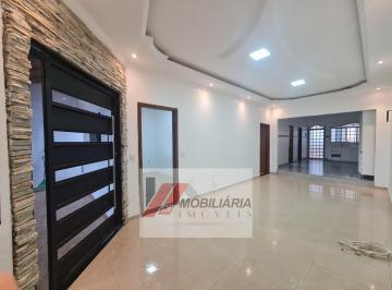 Casa de 3 quartos, Taguatinga · Casa 03 Quartos à Venda - Taguatinga-Sul QSC 19