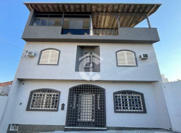 Casa · 240m² · 3 Quartos · 2 Vagas · Sobrado de vila à venda com 3 quartos, 2 suítes, 2 vagas, 132 m² - Mooca