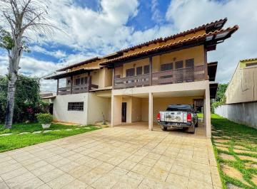 Casa · 600m² · 5 Quartos · 5 Vagas · Casa de 600m² no Lago Norte: Seu Oásis de Tranquilidade com 1.100m² de Área Verde!