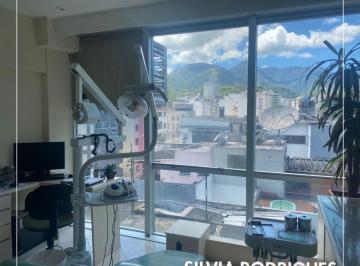 Comercial , Petrópolis · Vende-se sala comercial com linda vista no Shopping Bauhaus Expansão