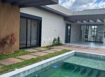 Foto 46 · Casa Térrea em Condomínio Fechado, com 600m2 de terreno e 304em Atibaia m2 de área construída SP