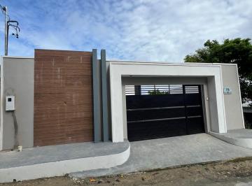 Casa de 3 quartos, Manaus · Casa exclusiva, linda visão, em parte alta, edícula + piscina - Cj. Águas Claras