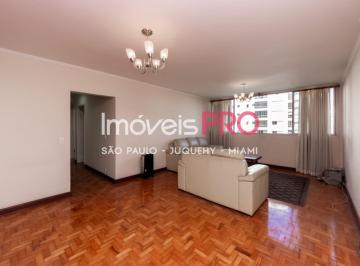 Apartamento · 115m² · 3 Quartos · 1 Vaga · Apartamento com comôdos amplos e grandes janelas em Moema!