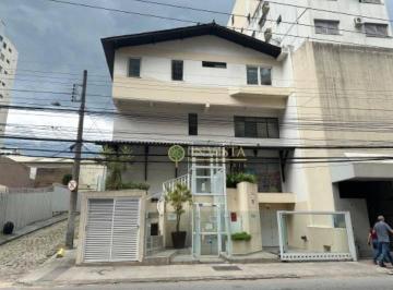 9cd5767e86451792e673fc1e15f85ed3f0d45182 · Locação | Casa Comercial de 2 pavimentos no Centro de Florianópolis