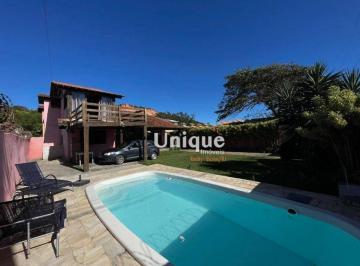 6cbb29e839c1a8d7935c50a033f3009c3ef7ebfd · Casa com 5 dormitórios à venda, 280 m² por R$ 820.000,00 - Rasa - Armação dos Búzios/RJ