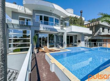 Casa · 350m² · 3 Quartos · 4 Vagas · Casa em Condomínio com 3 suítes em Santo Antônio de Lisboa, Florianópolis/SC.