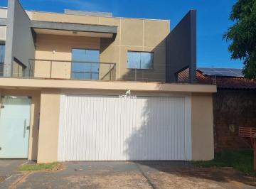 Casa · 116m² · 3 Quartos · 2 Vagas · Sobrado à Venda no Bairro Parque Alvorada em Dourados MS