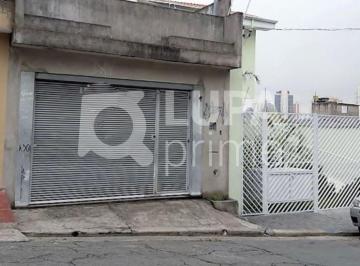 Casa · 250m² · 4 Quartos · 4 Vagas · Amplo sobrado no bairro da Água Fria.