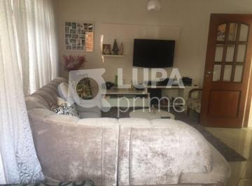 Casa · 170m² · 3 Quartos · 1 Vaga · Casa à venda na Água Fria!