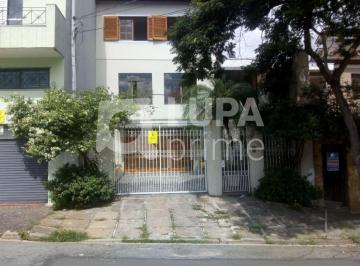 Casa · 250m² · 4 Quartos · 4 Vagas · Casa á venda-Água Fria- 4 dormitórios ( 1 suíte ), 4 vagas- 300 m²