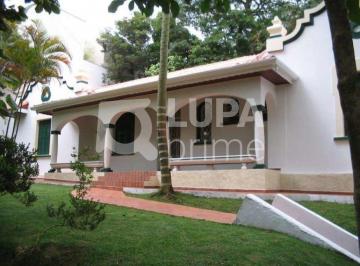 Casa · 300m² · 4 Quartos · Casa térrea com 4 dormitórios sendo 1 suíte à venda no Horto Florestal!