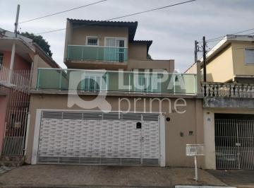 Casa · 318m² · 4 Quartos · 6 Vagas · Sobrado com 4 dormitórios sendo 4 suítes á venda na Cachoeirinha.