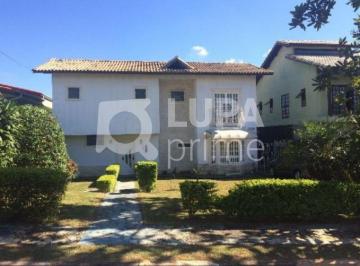 Casa · 260m² · 4 Quartos · 4 Vagas · SOBRADO - VARGEM GRANDE PAULISTA - CONDOMÍNIO.