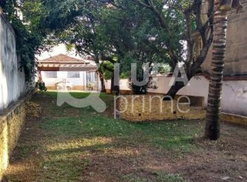 Casa · 100m² · 3 Quartos · 4 Vagas · Casa térrea com 336 m² na Vila Ester para venda.