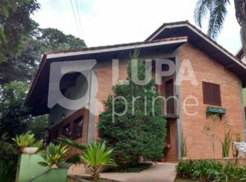Casa · 280m² · 3 Quartos · 3 Vagas · Sobrado com 3 dormitórios sendo suítes à venda em Mairiporã!