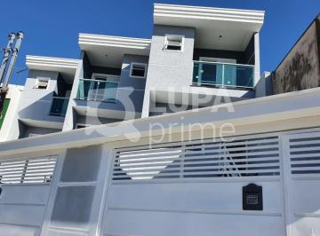 Casa · 140m² · 3 Quartos · 3 Vagas · Sobrado espaçoso com 3 dormitórios (suítes) e 5 banheiros para venda na Vila Constança