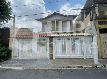 Casa · 140m² · 3 Quartos · 2 Vagas · Sobrado com 3 dormitórios e 1 suíte Vila Constança
