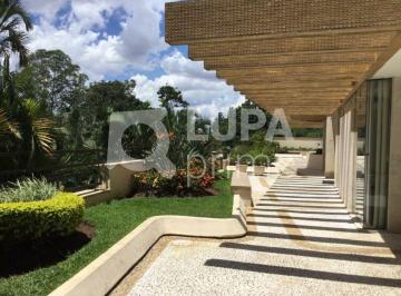 Apartamento · 155m² · 3 Quartos · 2 Vagas · Apartamento com 3 dormitórios sendo 1 suíte para locação na Vila Albertina.