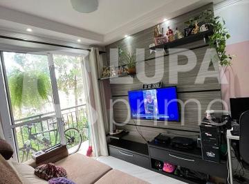 Apartamento · 45m² · 2 Quartos · 1 Vaga · Apartamento com 2 dormitórios á venda na Vila Mendes.