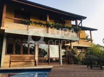 Casa · 275m² · 3 Quartos · 5 Vagas · Sobrado em Condomínio Fechado Mairiporã