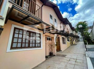 Casa · 187m² · 3 Quartos · 3 Vagas · Sobrado em condomínio fechado com 3 dormitórios sendo 1 suíte à venda na Parada Inglesa!