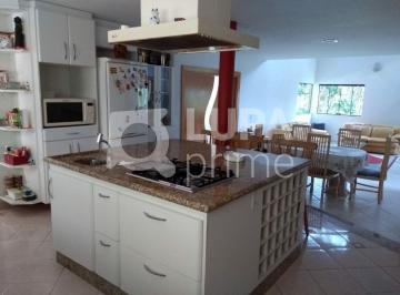 Casa · 237m² · 3 Quartos · 3 Vagas · Sorado à venda em Mairiporã!