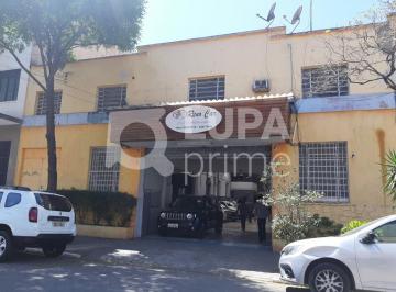 Comercial · 1100m² · Galpão com 1.100 metros á venda na Santa Cecília