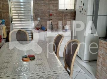 Casa · 240m² · 5 Quartos · 3 Vagas · IMÓVEL COM 3 CASAS PARA RENDA NA VILA MEDEIROS