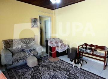Casa · 104m² · 3 Quartos · 1 Vaga · Sobrado com 3 dormitórios sendo 2 suítes à venda no Chora Menino!